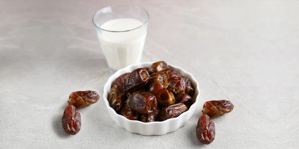 Benefits of Dates with Milk for Weight Gain