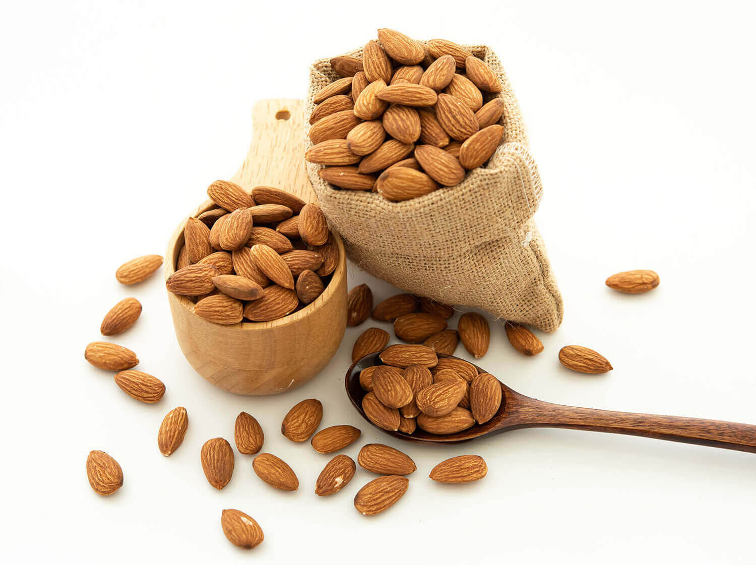 Benefits of Almonds for Brain health and skin